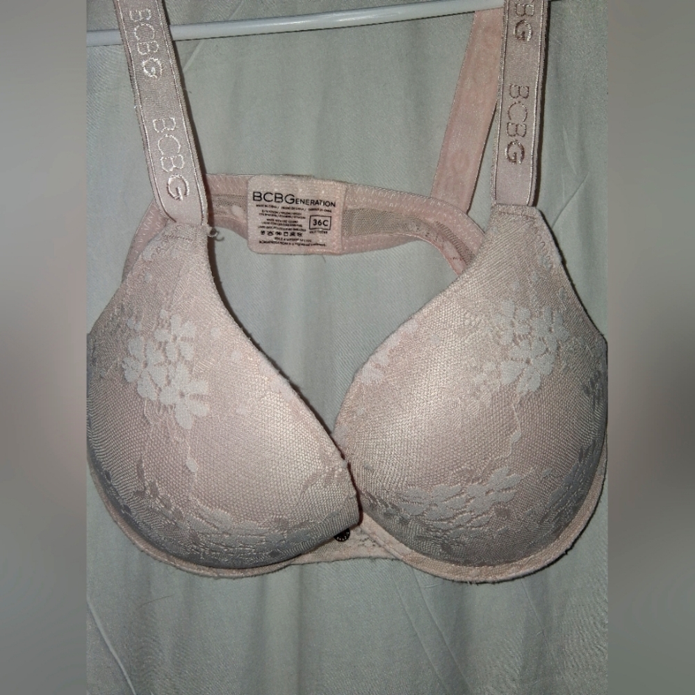 BCBGeneration Underwire Bra Size 36C Pushup Padded
